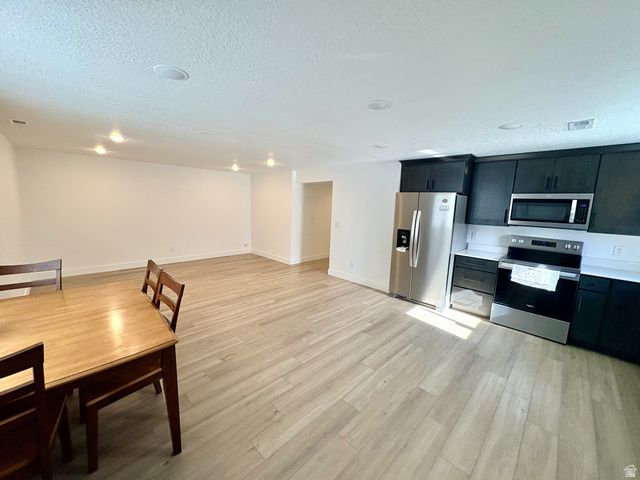 1167 S HAIGHT CREEK DR, Kaysville, UT 84037