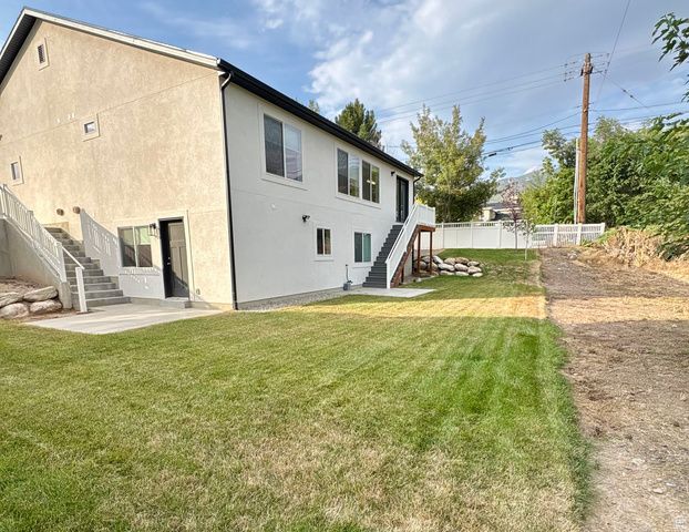 1167 S HAIGHT CREEK DR, Kaysville, UT 84037