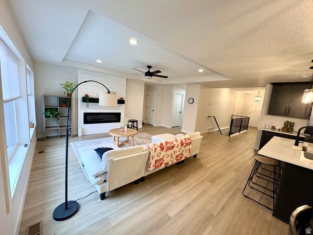 1167 S HAIGHT CREEK DR, Kaysville, UT 84037