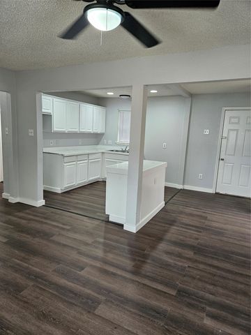 2642 Anderson Street, Dallas, TX 75215