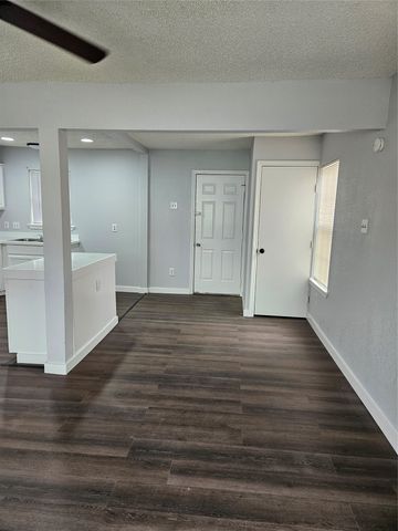 2642 Anderson Street, Dallas, TX 75215