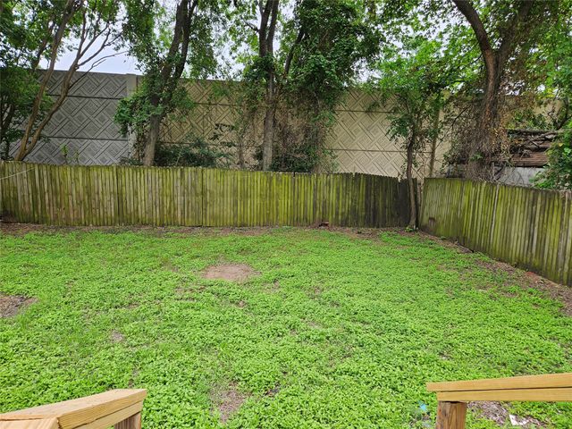 2642 Anderson Street, Dallas, TX 75215