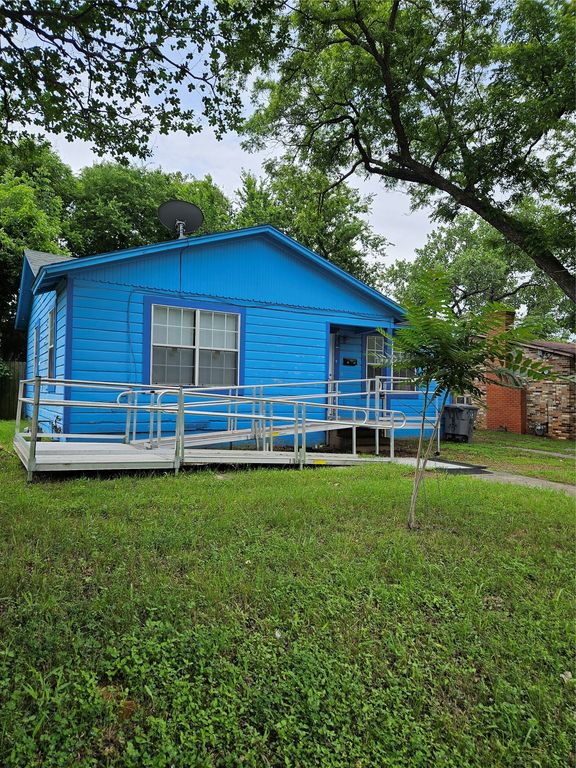 2642 Anderson Street, Dallas, TX 75215