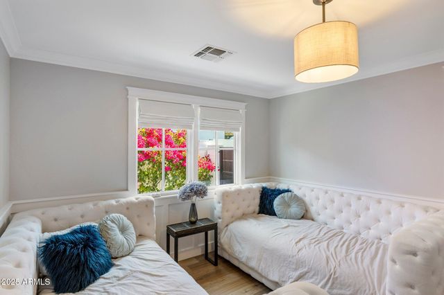 6302 E LAFAYETTE Boulevard, Scottsdale, AZ 85251