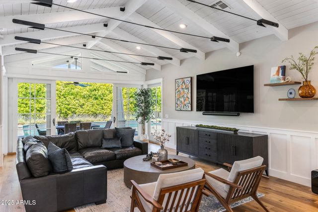 6302 E LAFAYETTE Boulevard, Scottsdale, AZ 85251