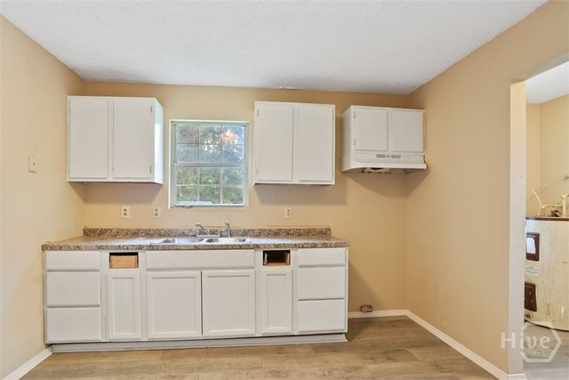 4007 5th Street, Garden City, GA 31408