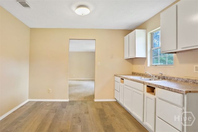 4007 5th Street, Garden City, GA 31408
