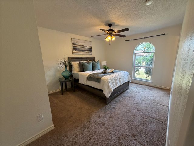 1332 Cherry Hill Lane, Lewisville, TX 75067