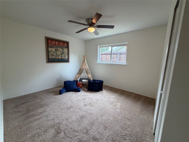 1332 Cherry Hill Lane, Lewisville, TX 75067