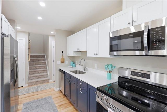 61 Grey Meadow Drive, Burlington, VT 05408