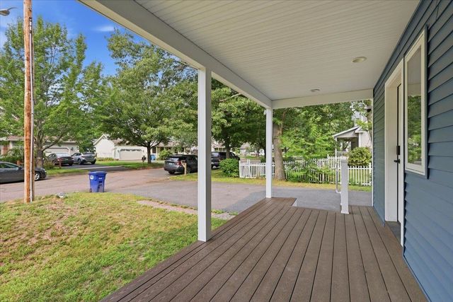 61 Grey Meadow Drive, Burlington, VT 05408
