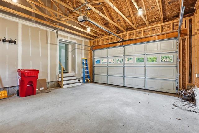 61 Grey Meadow Drive, Burlington, VT 05408