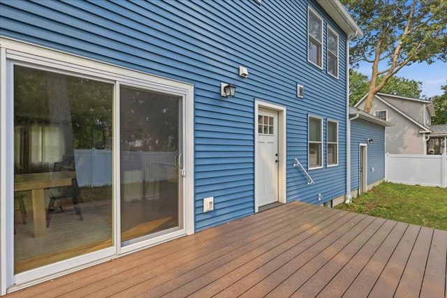 61 Grey Meadow Drive, Burlington, VT 05408