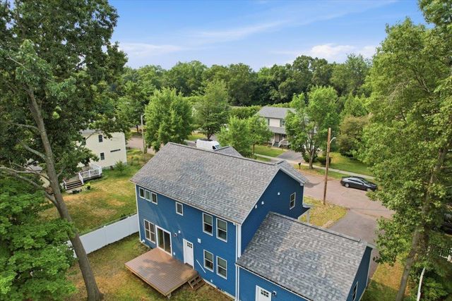 61 Grey Meadow Drive, Burlington, VT 05408