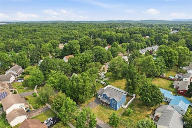 61 Grey Meadow Drive, Burlington, VT 05408