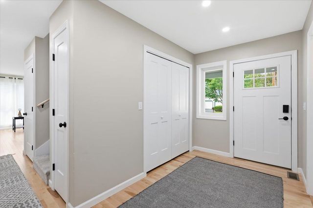 61 Grey Meadow Drive, Burlington, VT 05408