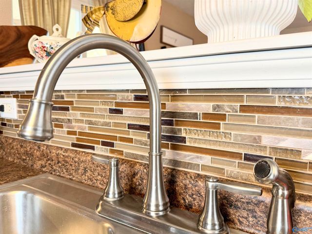 3070 Castlecreek Drive, Madison, AL 35756