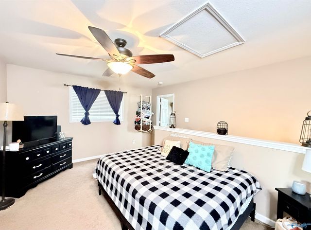 3070 Castlecreek Drive, Madison, AL 35756