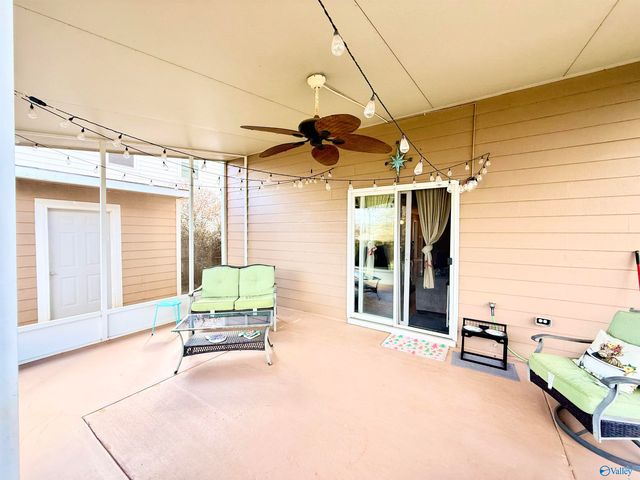 3070 Castlecreek Drive, Madison, AL 35756