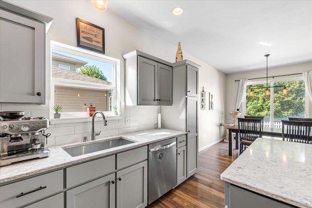 1320 Blazingstar Lane, Sun Prairie, WI 53590