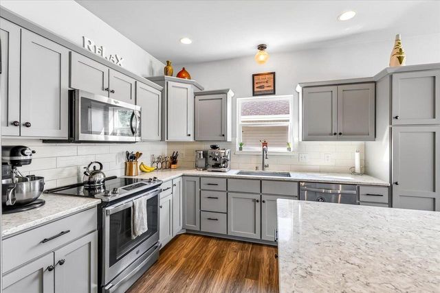 1320 Blazingstar Lane, Sun Prairie, WI 53590