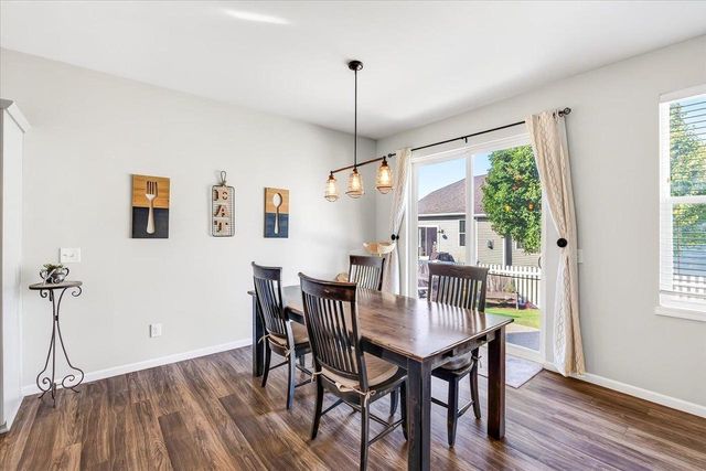 1320 Blazingstar Lane, Sun Prairie, WI 53590