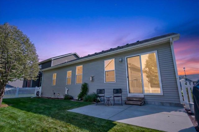 1320 Blazingstar Lane, Sun Prairie, WI 53590