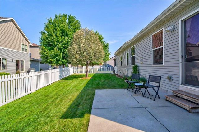 1320 Blazingstar Lane, Sun Prairie, WI 53590