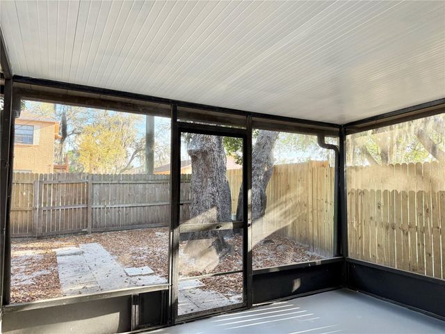 5156 TENNIS COURT CIRCLE, Tampa, FL 33617