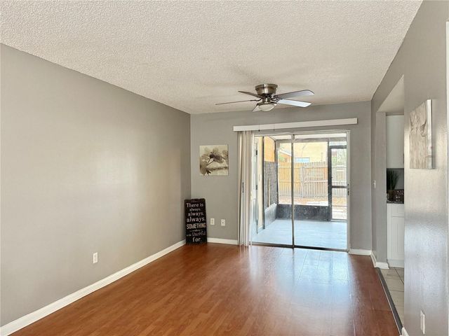 5156 TENNIS COURT CIRCLE, Tampa, FL 33617