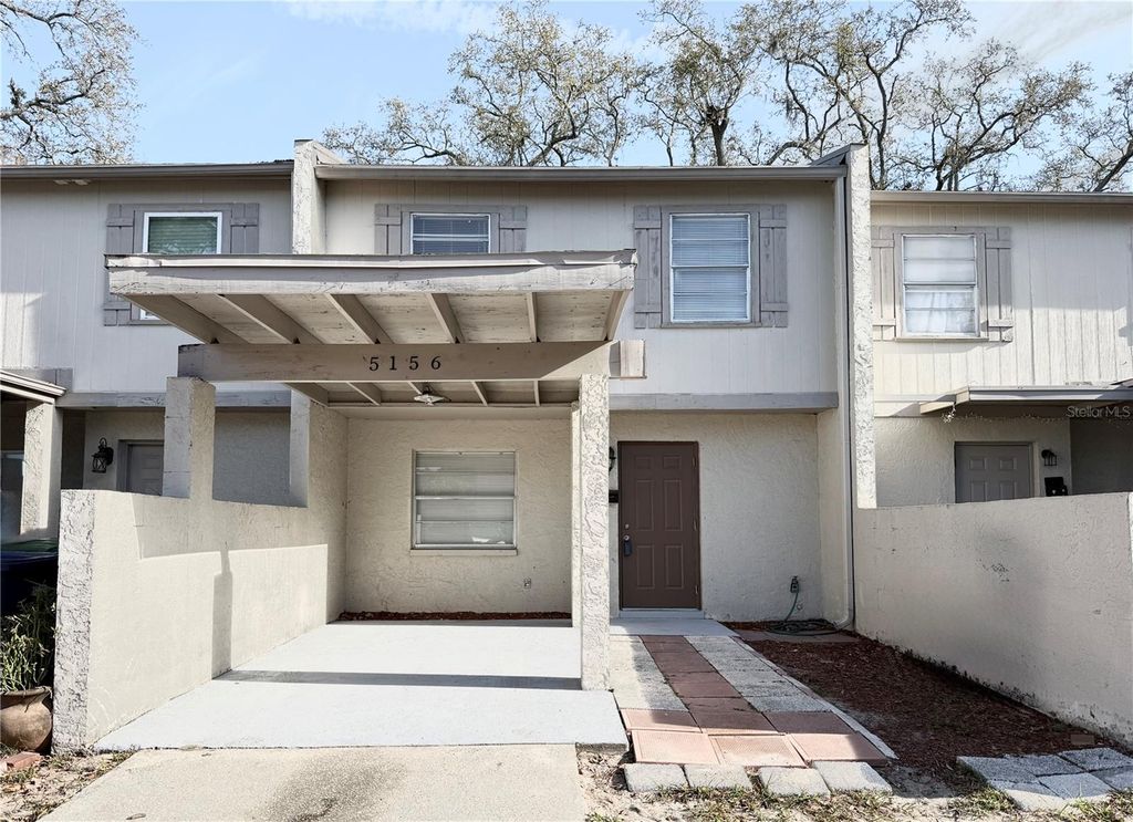 5156 TENNIS COURT CIRCLE, Tampa, FL 33617