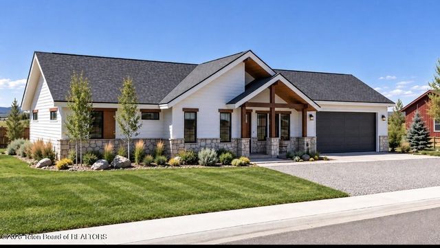 230 MEADOWOOD Street, Pinedale, WY 82941 property photo