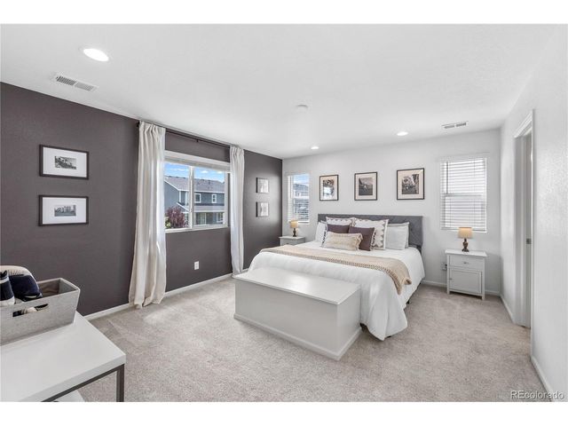 2660 Gray Wolf Pt, Castle Rock, CO 80104