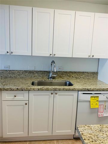 6900 N Kendall Dr A304, Pinecrest, FL 33156