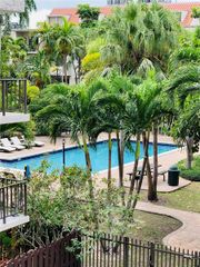 6900 N Kendall Dr A304, Pinecrest, FL 33156