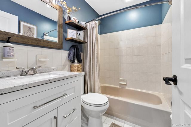 8 Vega Drive, Shoreham, NY 11786