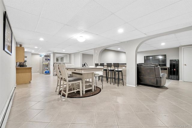 8 Vega Drive, Shoreham, NY 11786