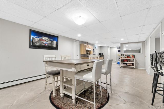 8 Vega Drive, Shoreham, NY 11786