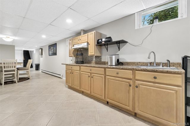 8 Vega Drive, Shoreham, NY 11786