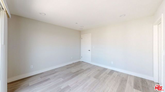 953 N Mariposa Avenue B, Los Angeles, CA 90029