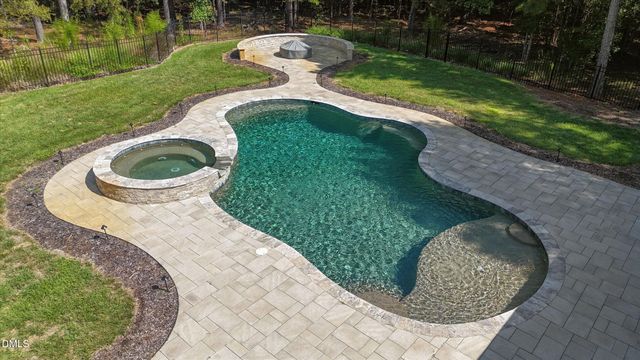 755 Arrowhead Loop, Pittsboro, NC 27312