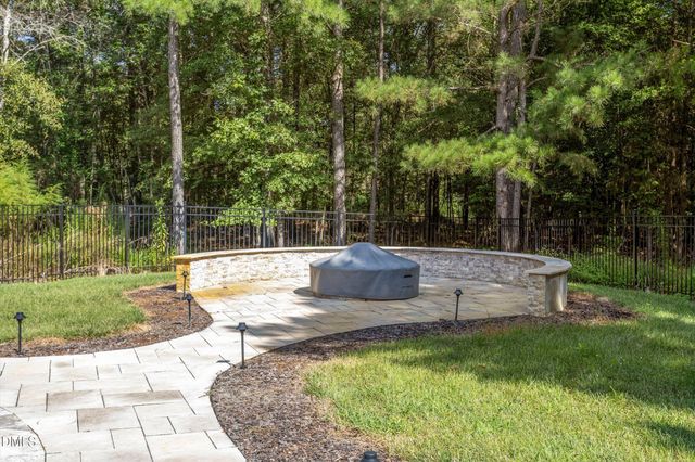 755 Arrowhead Loop, Pittsboro, NC 27312
