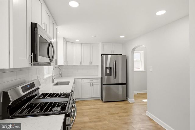 100 BOWERS AVE, Runnemede, NJ 08078