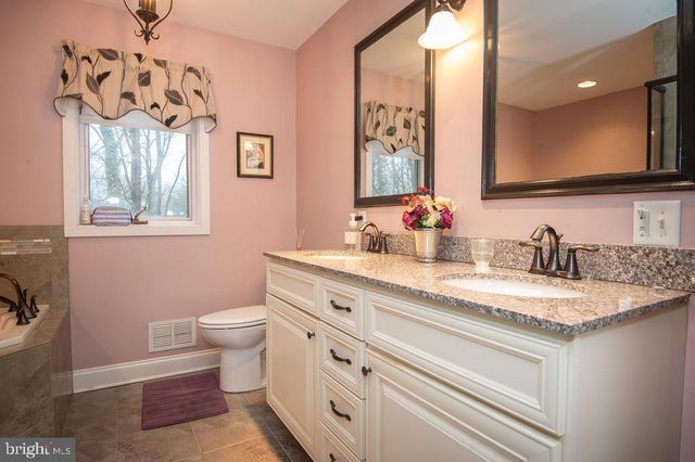 105 SANTOMERA LN, Wilmington, DE 19807