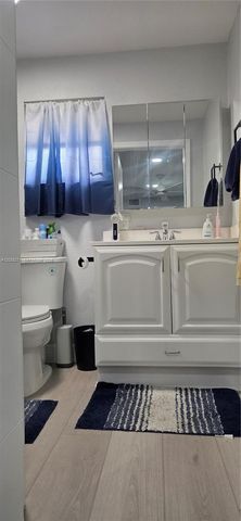7907 NW 73rd Ave, Tamarac, FL 33321