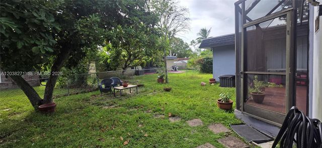 7907 NW 73rd Ave, Tamarac, FL 33321
