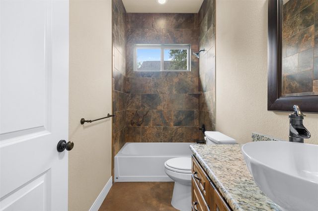 108 Pohakuloa DR, Bastrop, TX 78602