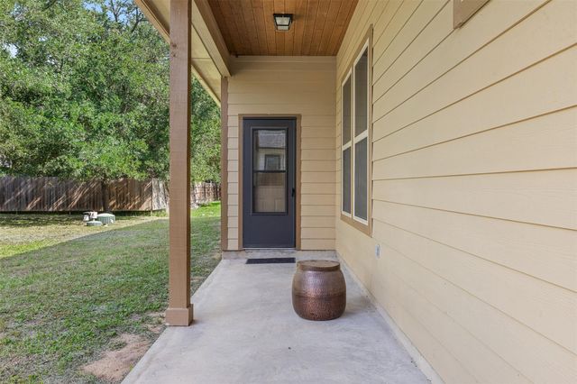 108 Pohakuloa DR, Bastrop, TX 78602