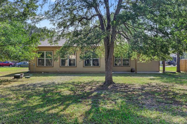 108 Pohakuloa DR, Bastrop, TX 78602