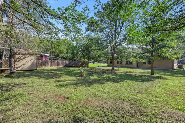 108 Pohakuloa DR, Bastrop, TX 78602